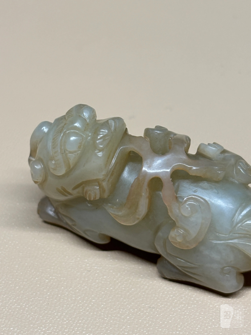 清 白玉瑞兽衔灵芝如意 - 图3